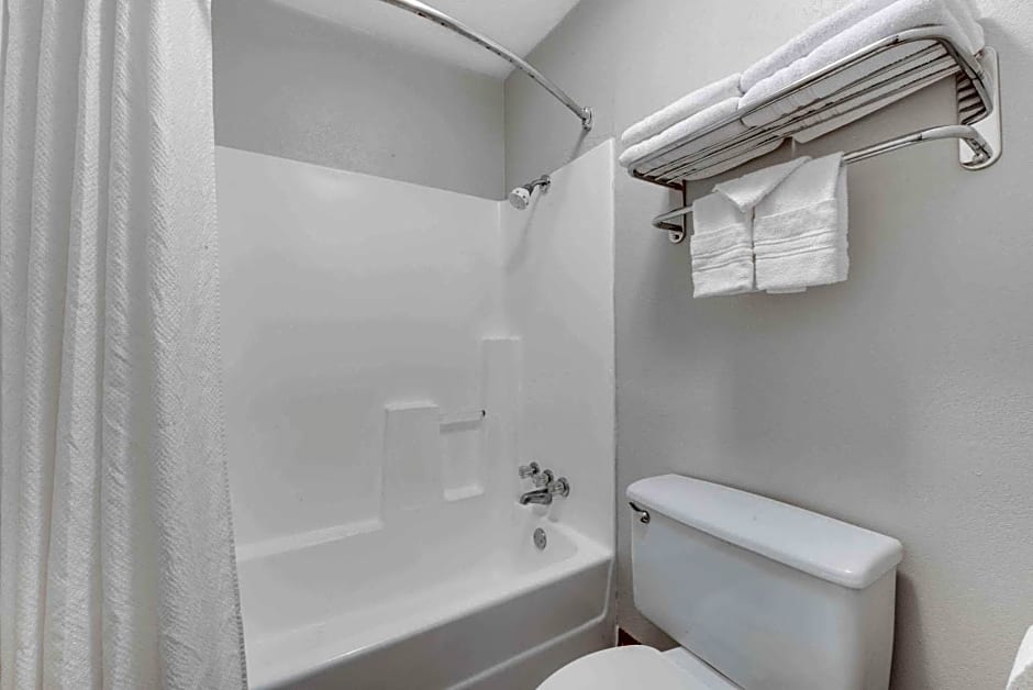 Super 8 by Wyndham Big Spring TX