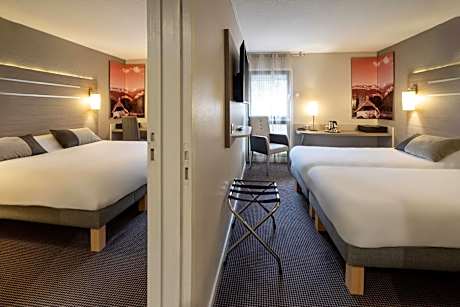 Superior King Room with Sofa Bed - Non-Smoking