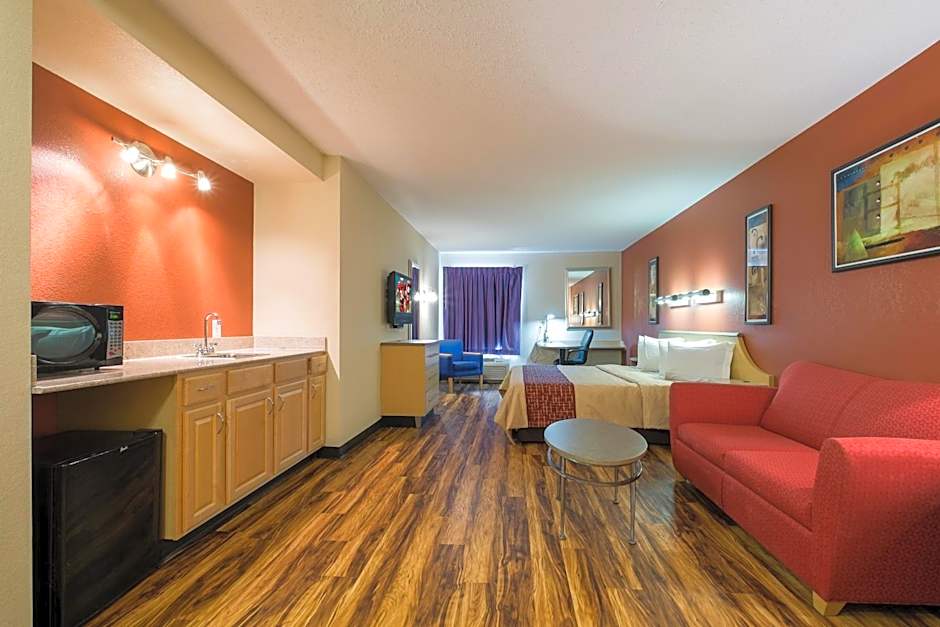 Red Roof Inn & Suites Philadelphia - Bellmawr