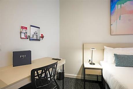 Standard Triple Studio