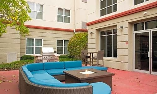 Homewood Suites Columbus - Airport