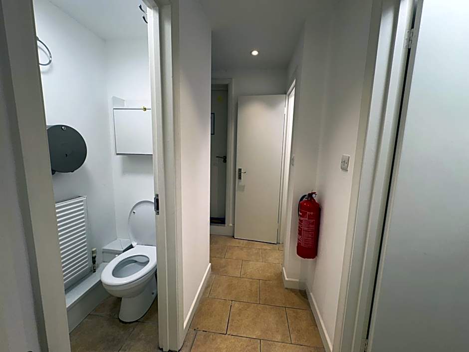 365 London Hostel