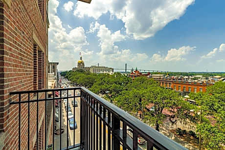 Queen Room with Two Queen Beds and Balcony - Non-Smoking
