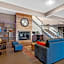 Country Inn & Suites by Radisson, West Bend, WI