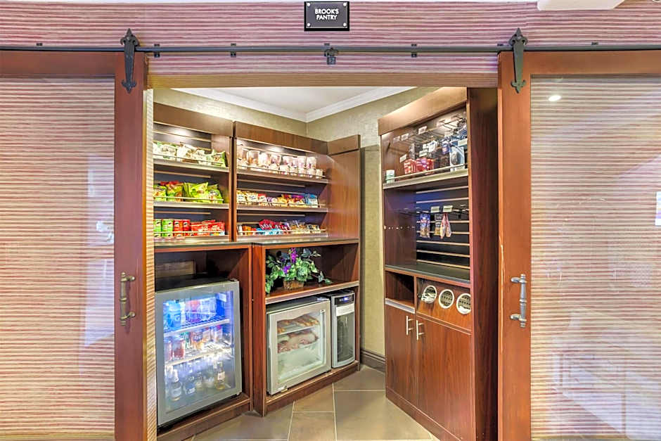 Best Western Plus Brookside Inn