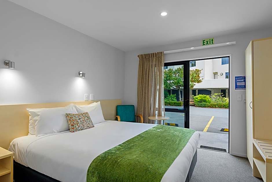 Bella Vista Motel and Apartments