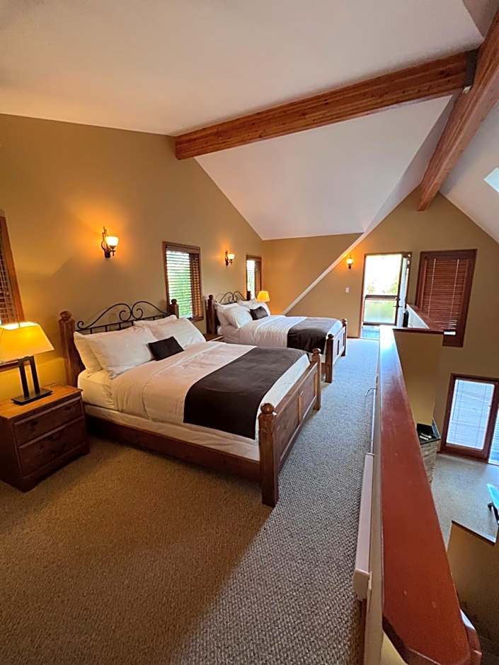Photo 1 of 22 of Executive Chalet