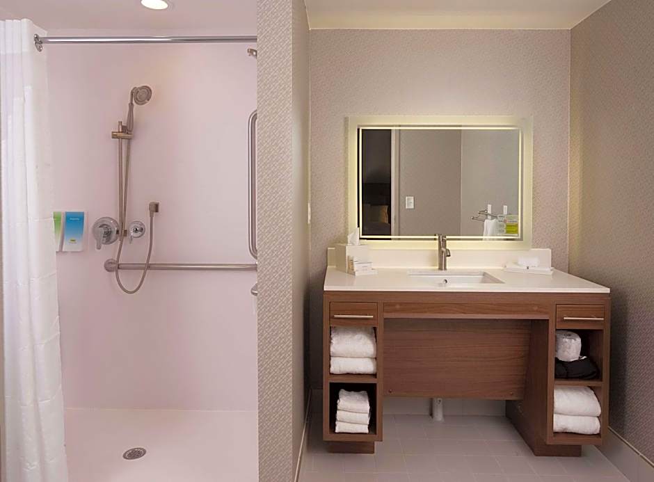 Home2 Suites By Hilton Atlanta Perimeter Center
