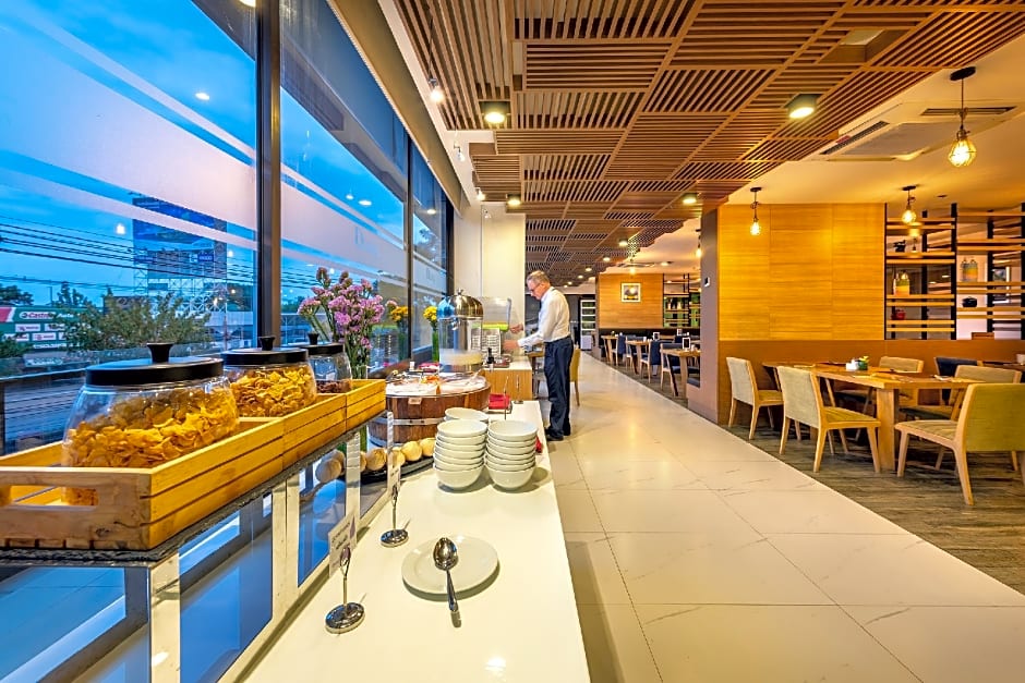 D Varee Diva Central Rayong