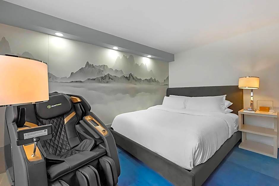 Blue - A Modern Hotel, an Ascend Collection Hotel