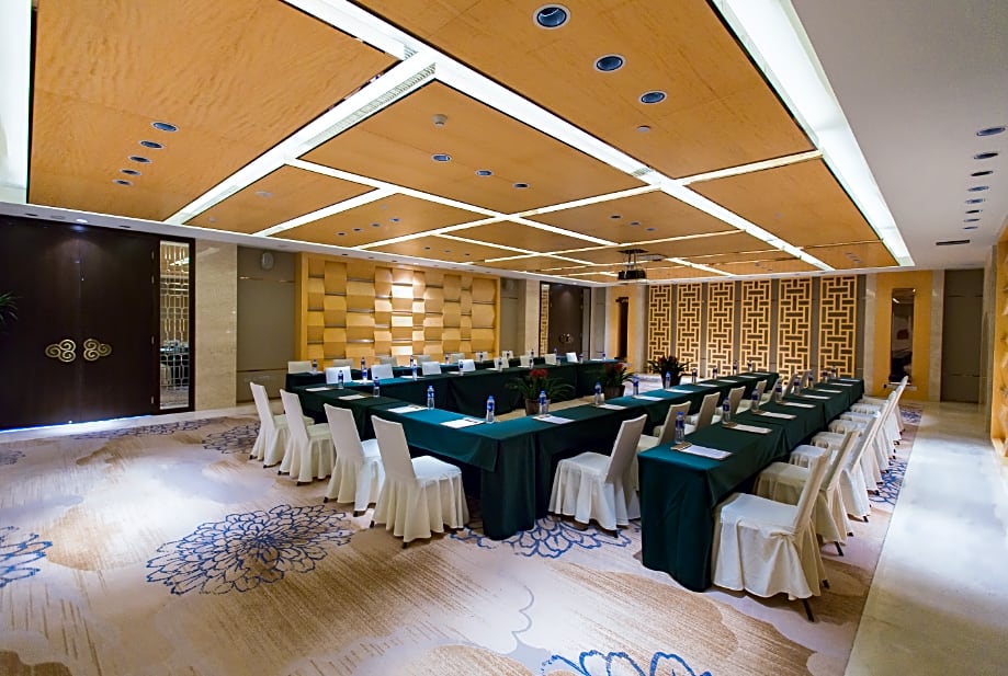 Gloria Grand Hotel Jishou