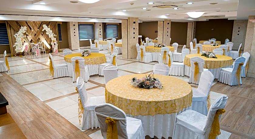 Selcuk Hotel Sems-i Tebrizi