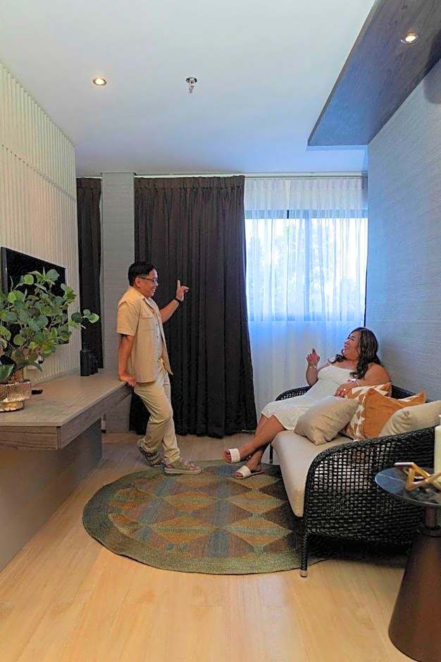 Adelina Hotel and Suites