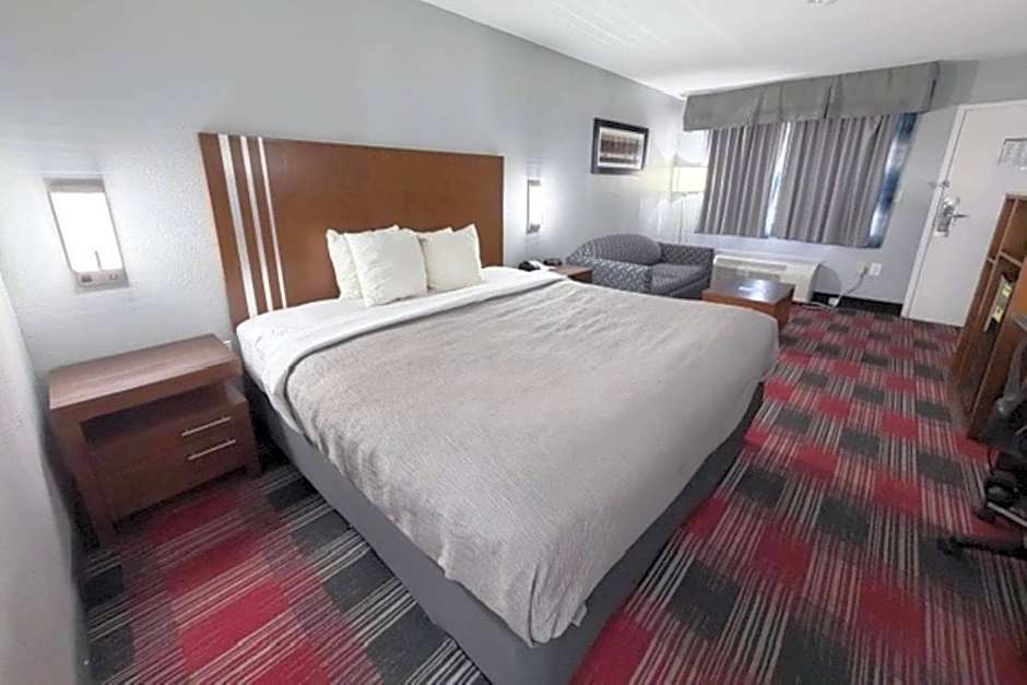 Photo 1 of 2 of 1 King Bed