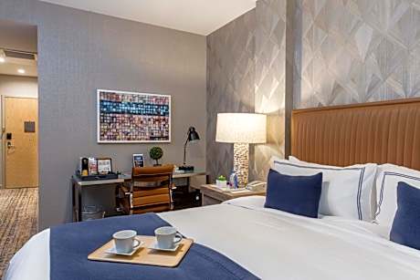 Premier King Room - Accessible