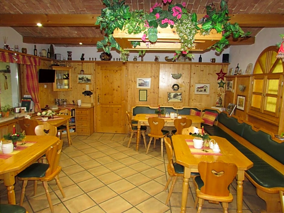 Arkadenhof Fam. Schneider