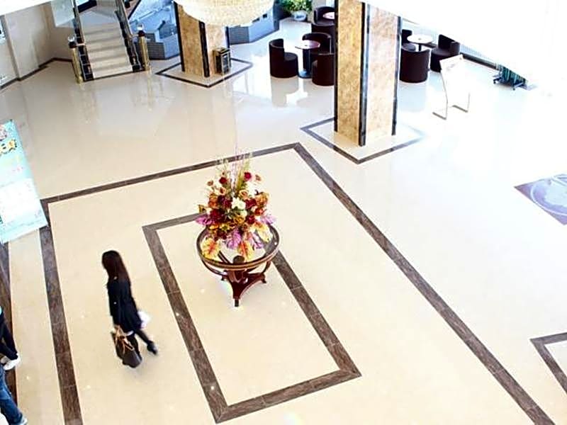 Greentree Inn Zhangjiakou Yu County Bus Station Business Hotel