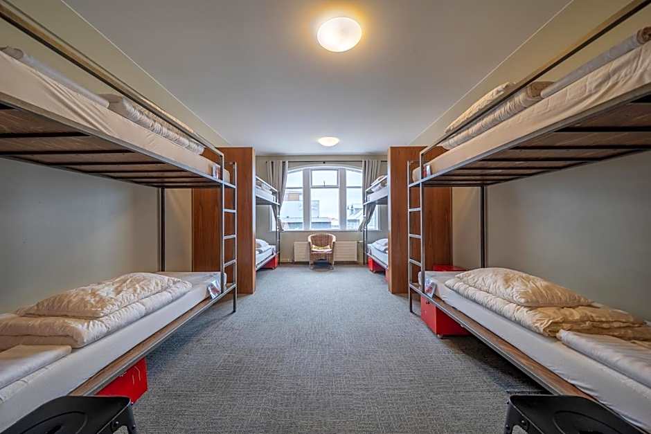 Loft - HI Eco Hostel