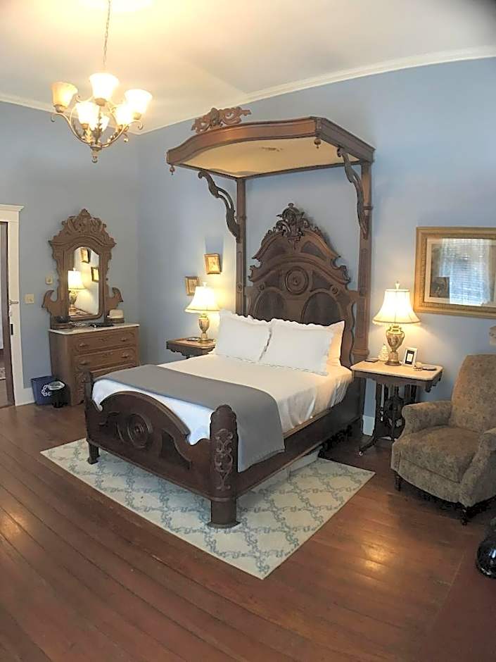 Kennedy Manor B&B