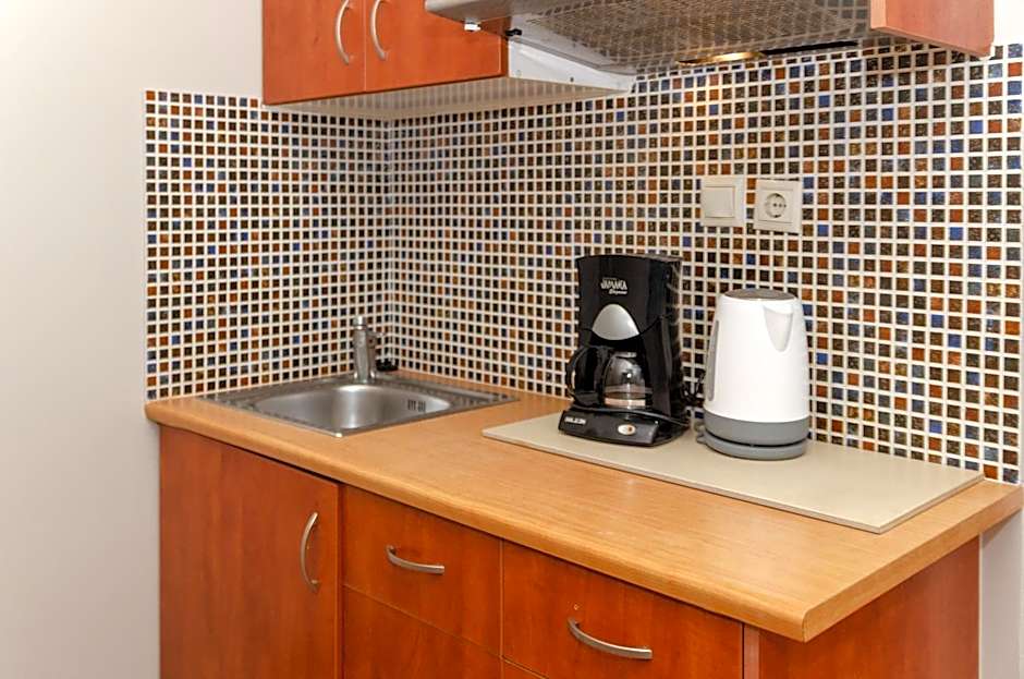 Girogiali beach hotel - Adults only