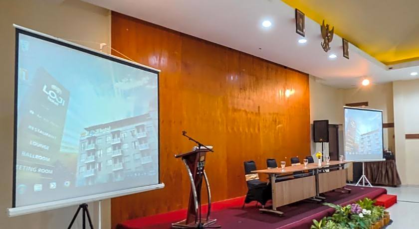 Loji Hotel