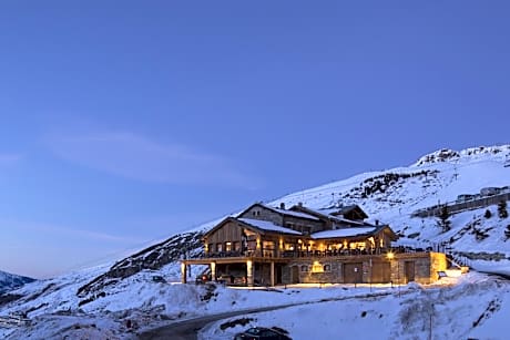 Hillary Hotel