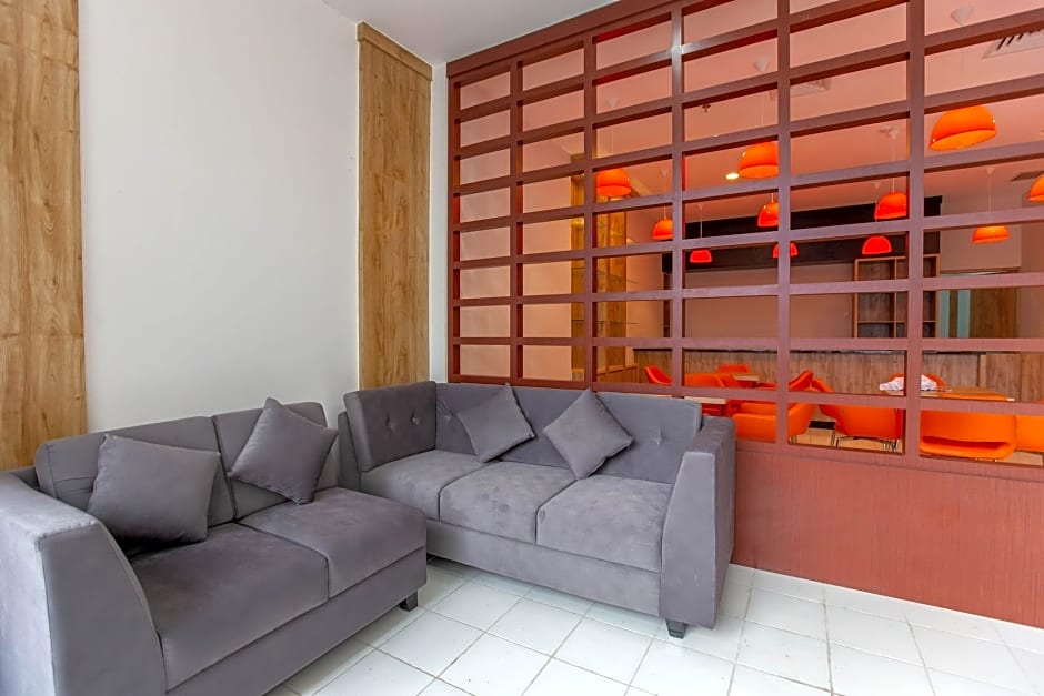 Urban Hotel Serpong by Zuzu