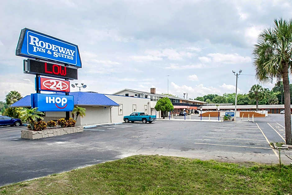 Rodeway Inn & Suites Winter Haven Chain of Lakes