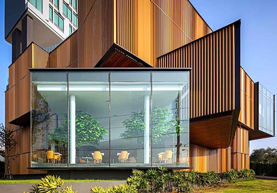 Arize Hotel Sri Racha