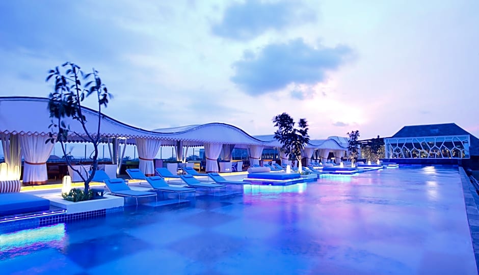 TS Suites Seminyak