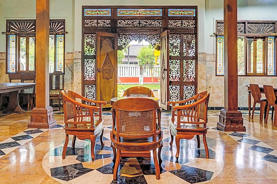 Hotel O Griyo Werdiningsih