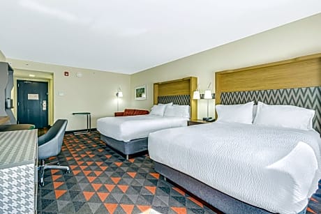 Premium Queen Room with Two Queen Beds