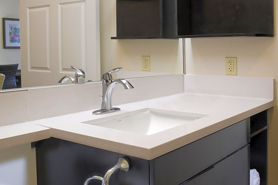 Candlewood Suites Odessa By IHG