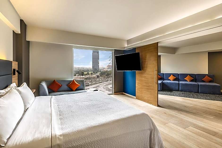 Fiesta Inn Monterrey Valle