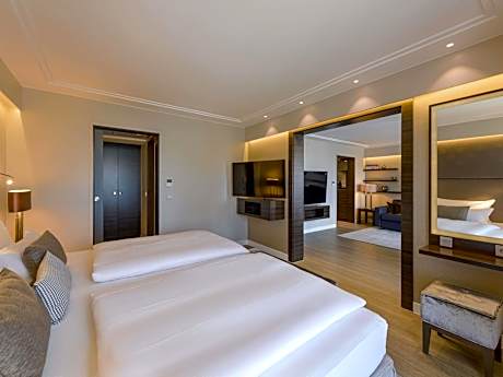 Superior Family Suite