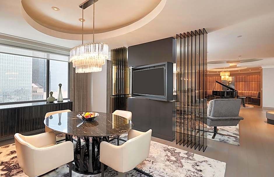 The Lofton Hotel Minneapolis, Tapestry Collection by Hilton