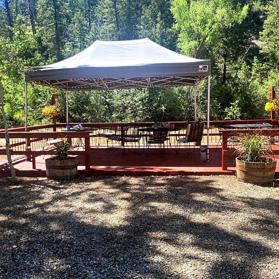 Outpost Motel on the River