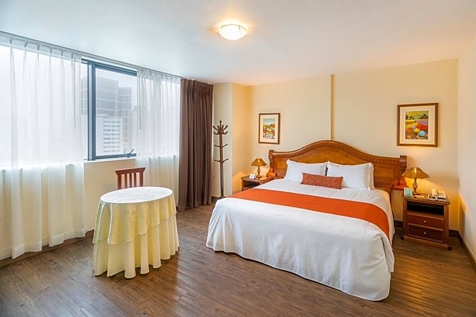 Miraflores Colon Hotel