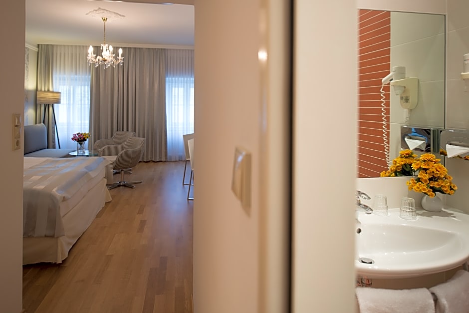 Photo 1 of 5 of Superior 1 Double Bed or 2 Beds
