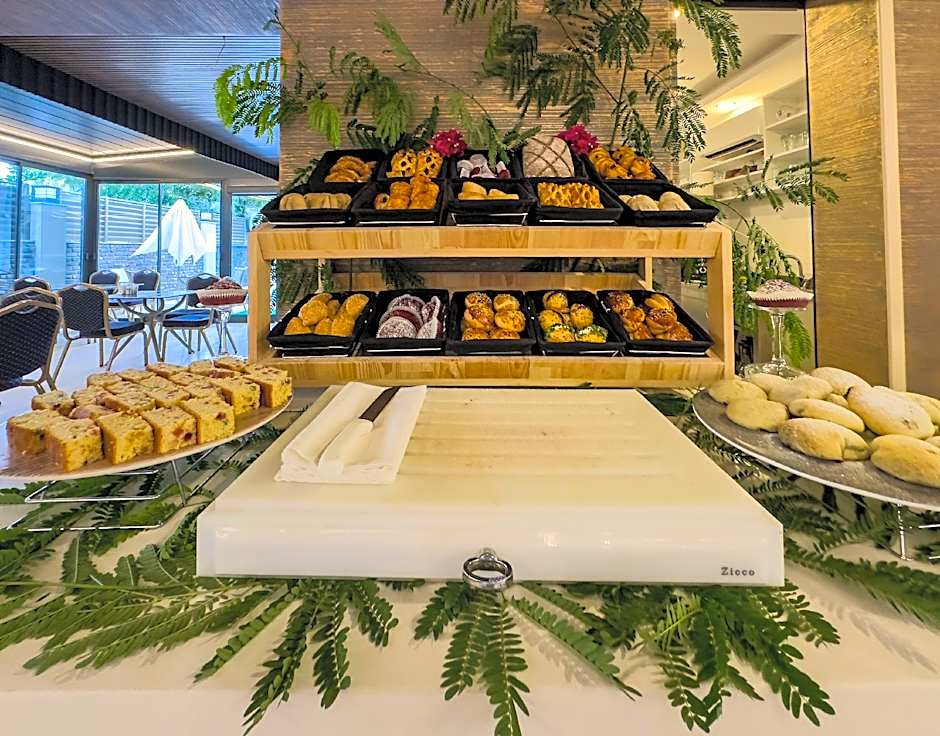 Quality Gold Suite Hotel