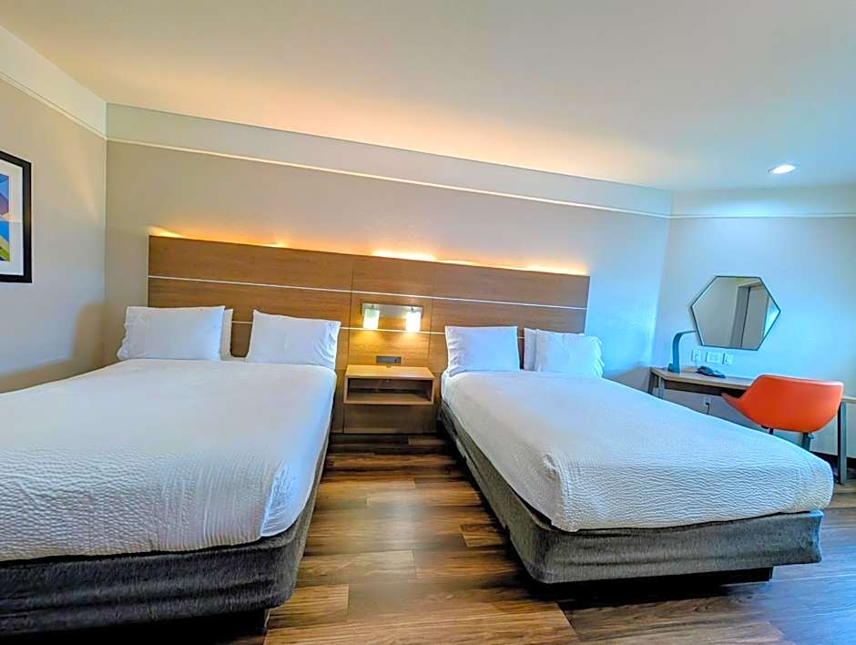 Holiday Inn Express & Suites Galveston West - Seawall