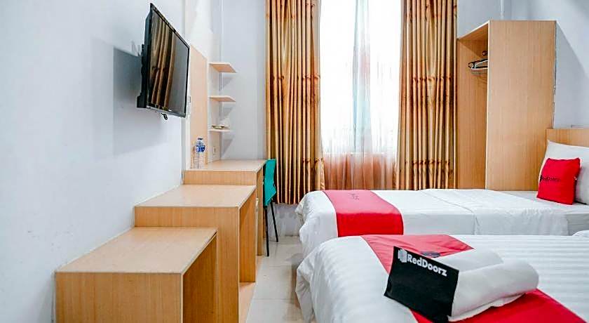 T-One Hotel