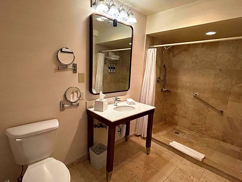 Best Western Premier Plainview-Long Island Hotel