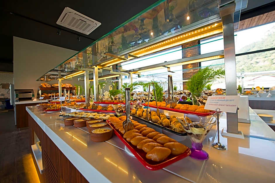 Belcekum Beach Hotel