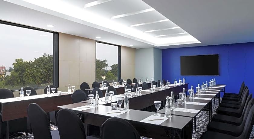 Mercure Jakarta Simatupang Hotel