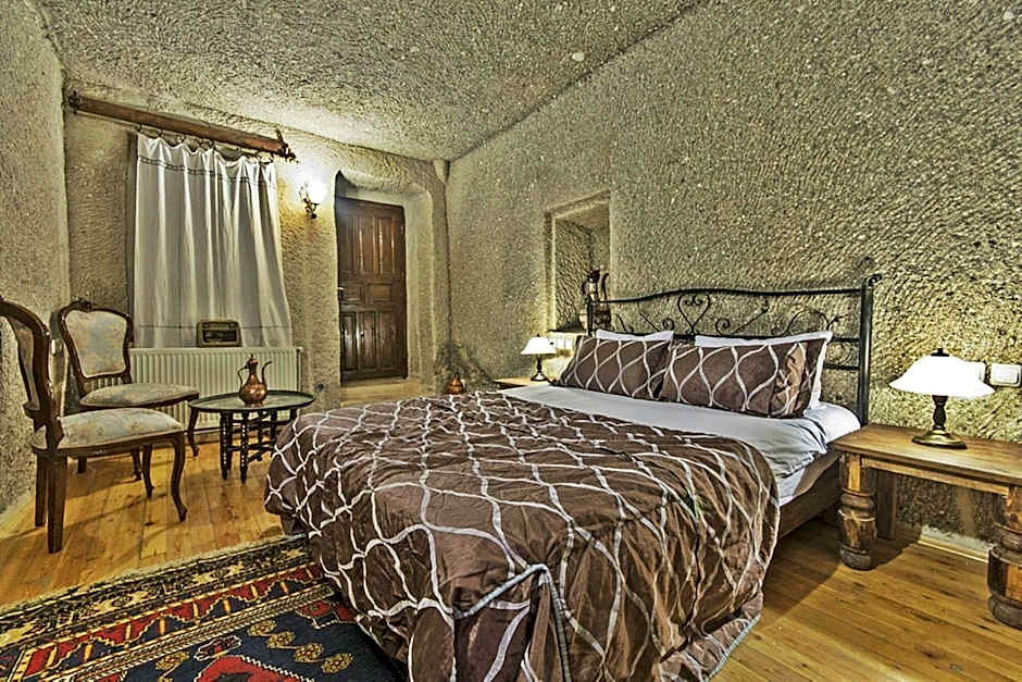 Antique Terrace Suites