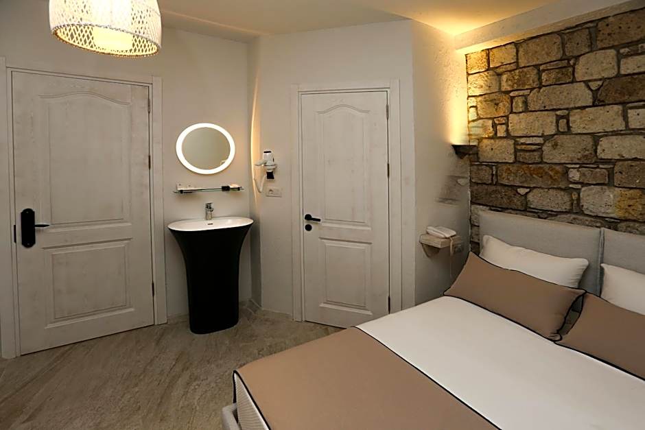 Avalon Boutique Hotel & Suites