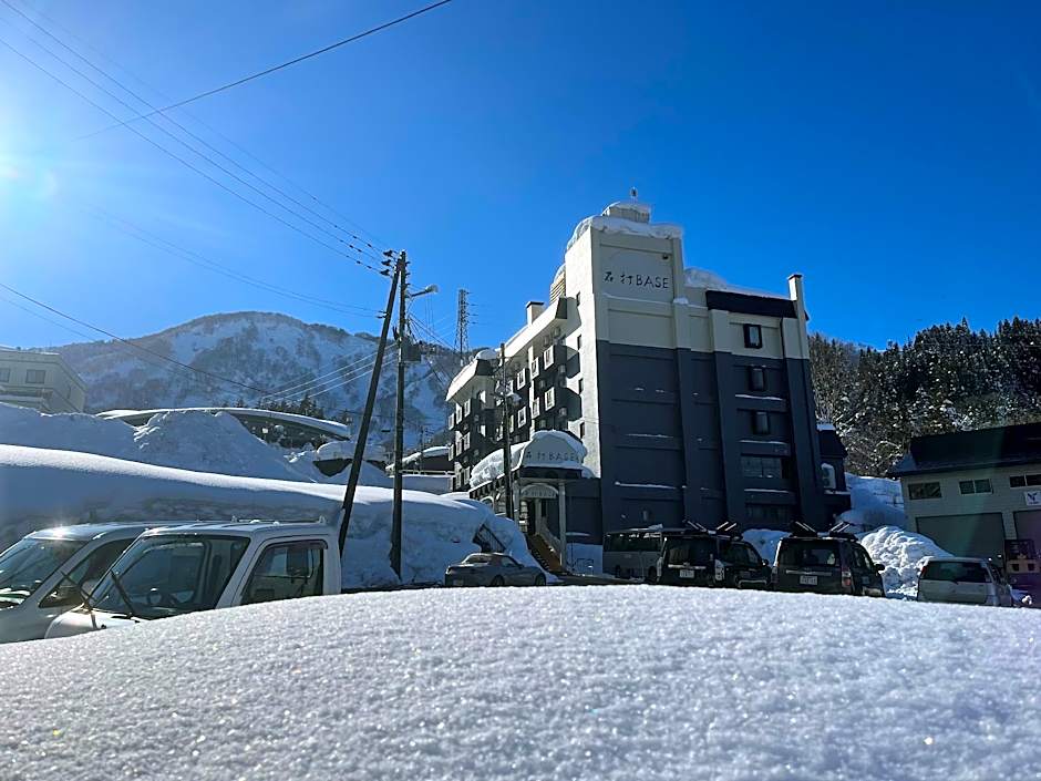 Ishiuchi BASE