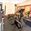 Hawthorn Suites by Wyndham Detroit Warren