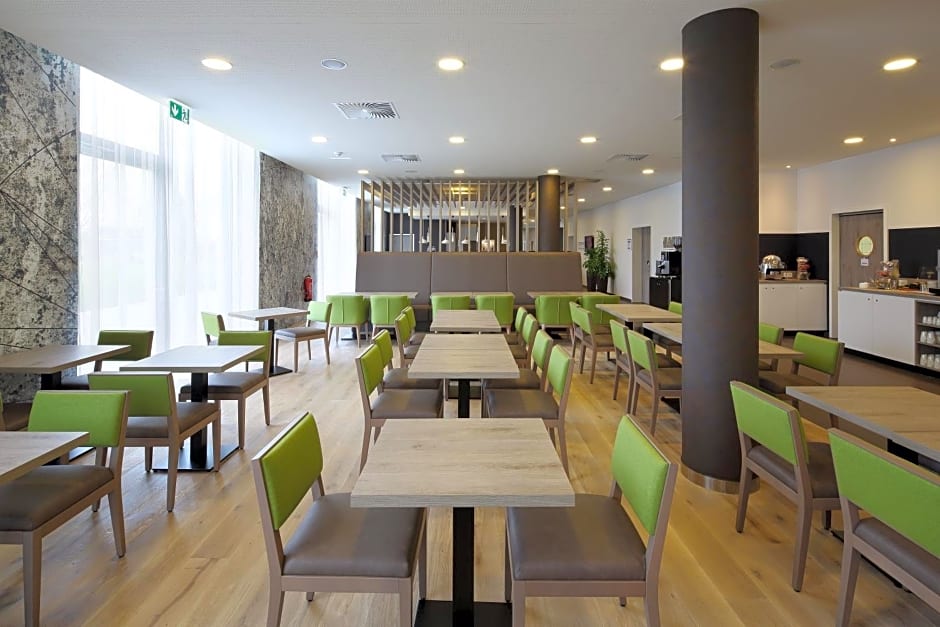 Holiday Inn Express Friedrichshafen By IHG
